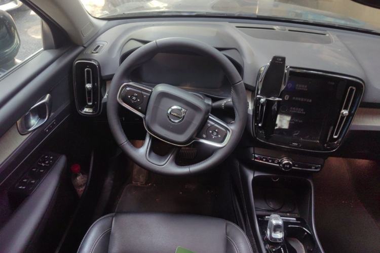 Used Volvo XC40 2020 T4 Four-Wheel Drive Smart Luxury Edition Steering Wheel