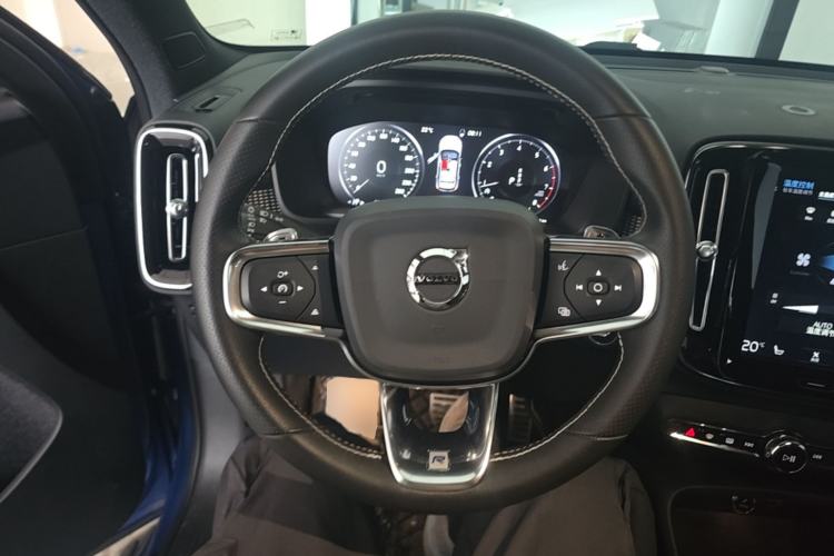 Used Volvo XC40 2020 T4 Four-Wheel Drive Smart & Sporty Edition Steering Wheel