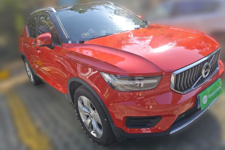 Used Volvo XC40 2020 T3 Smart & Stylish Edition Front Right 45 Deg