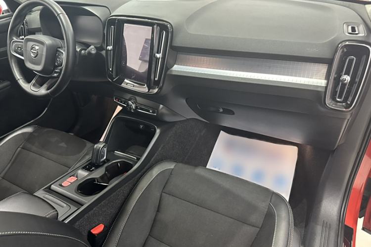 Used Volvo XC40 2020 T3 Smart & Stylish Edition Interior 6