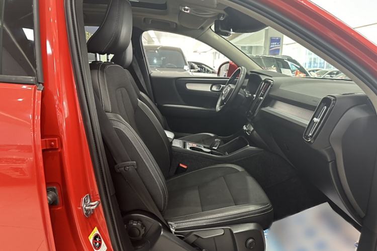 Used Volvo XC40 2020 T3 Smart & Stylish Edition Interior 7