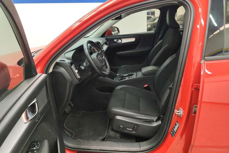 Used Volvo XC40 2020 T3 Smart & Stylish Edition Left Front Seat