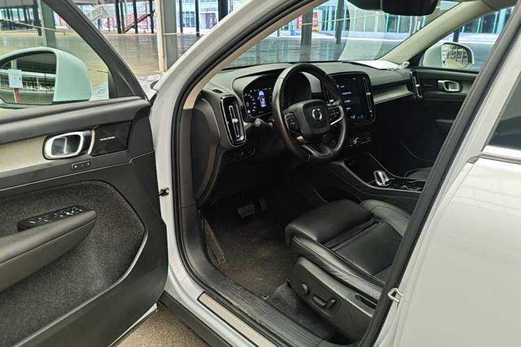 Used Volvo XC40 2020 T4 4x4 Zhiya Luxury Edition Driver Seat