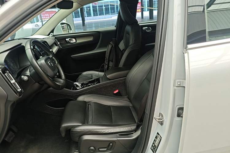 Used Volvo XC40 2020 T4 4x4 Zhiya Luxury Edition Left Front Seat