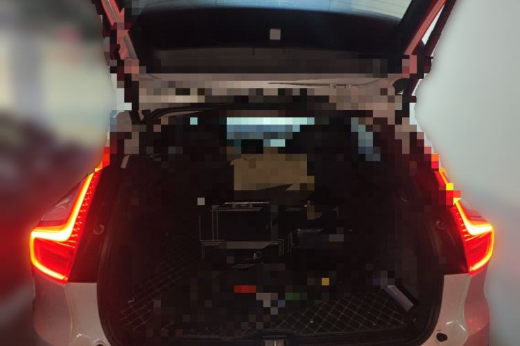 Used Volvo XC40 2020 T4 Four-Wheel Drive Smart Luxury Edition Trunk