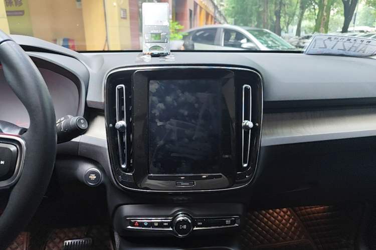 Used Volvo XC40 2020 T3 Zhiyuan Luxury Edition Audio And AC Panel