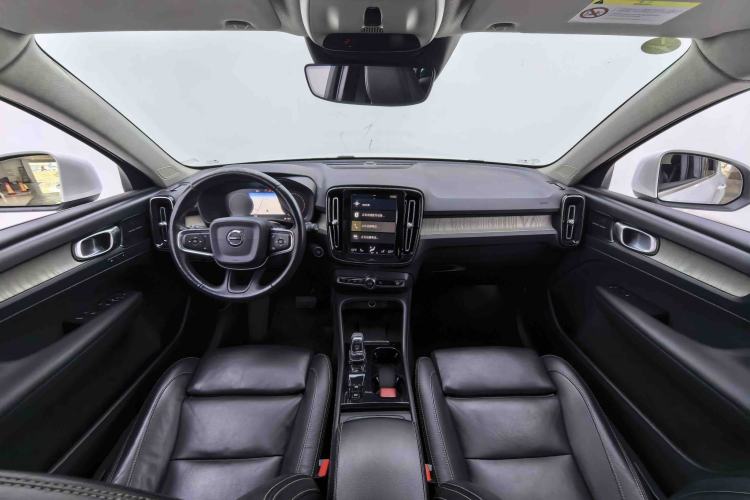 Used Volvo XC40 2020 T4 4x4 Zhiya Luxury Edition Audio And AC Panel