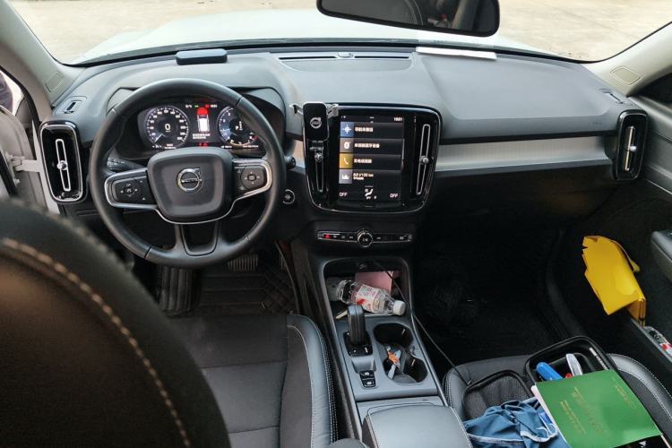 Used Volvo XC40 2020 T3 Smart & Stylish Edition Center Console