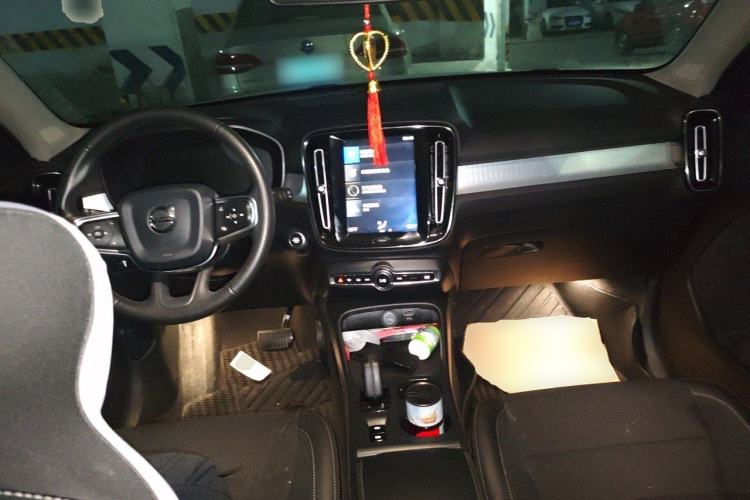 Used Volvo XC40 2020 T3 Smart & Stylish Edition Center Console