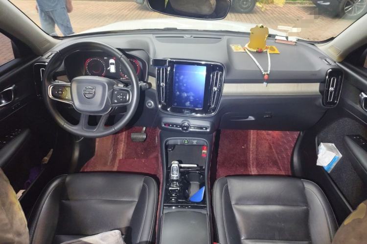 Used Volvo XC40 2020 T4 Four-Wheel Drive Smart Luxury Edition Center Console