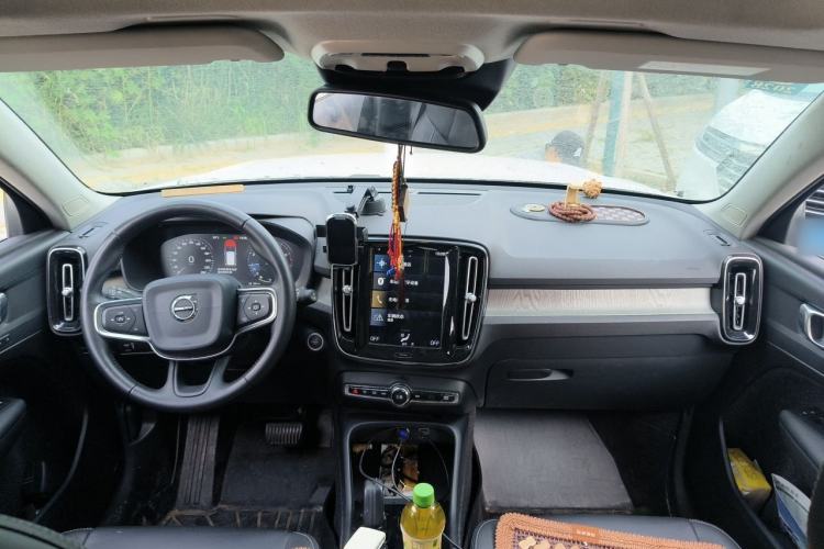 Used Volvo XC40 2020 T3 Zhiyuan Luxury Edition Center Console