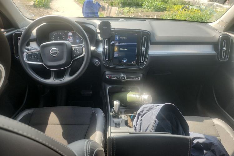 Used Volvo XC40 2020 T3 Smart & Stylish Edition Center Console