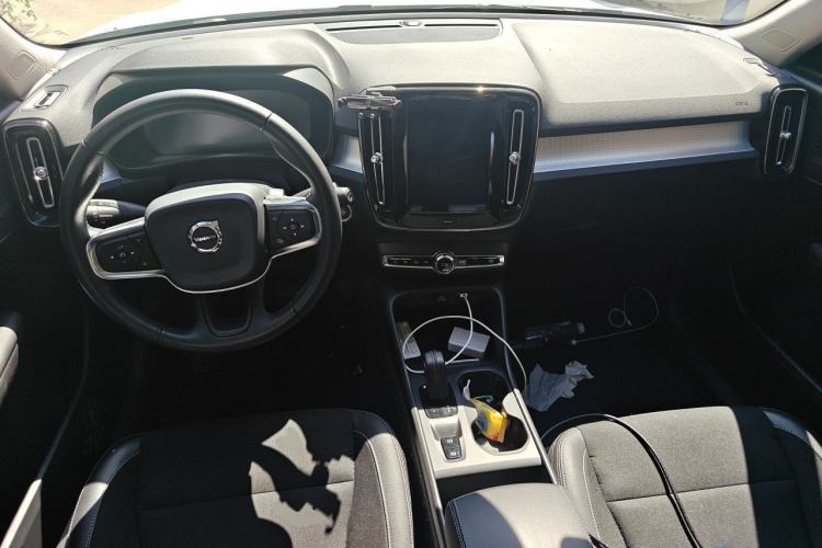Used Volvo XC40 2020 T3 Smart & Stylish Edition Center Console