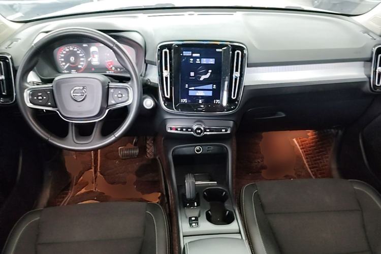 Used Volvo XC40 2020 T3 Smart & Stylish Edition Center Console