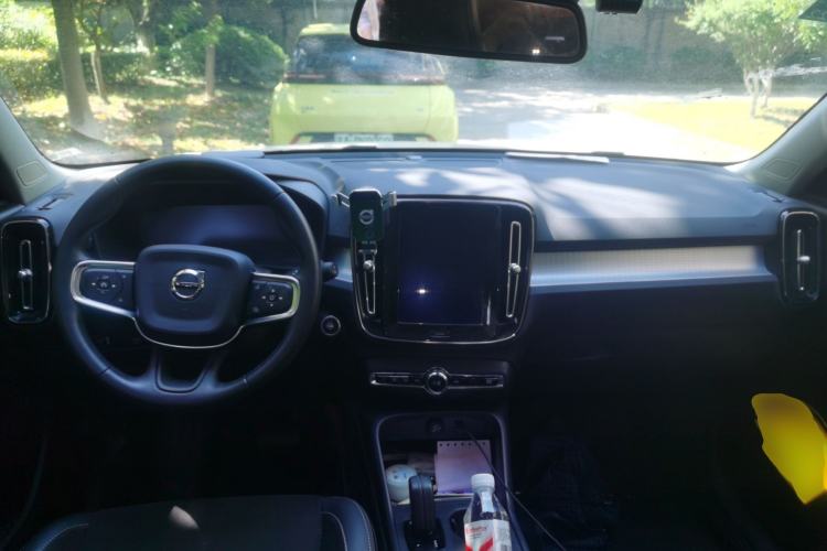 Used Volvo XC40 2020 T3 Smart & Stylish Edition Center Console