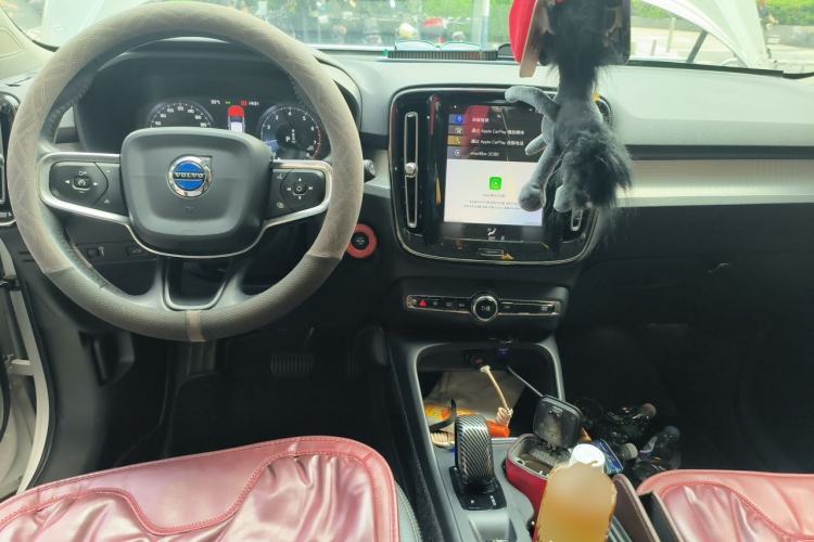 Used Volvo XC40 2020 T3 Smart & Stylish Edition Center Console