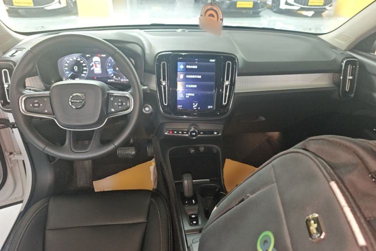 Used Volvo XC40 2020 T3 Smart & Stylish Edition Center Console