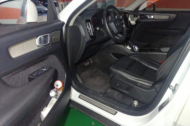 Used Volvo XC40 2020 T4 4x4 Zhiya Luxury Edition Driver Seat