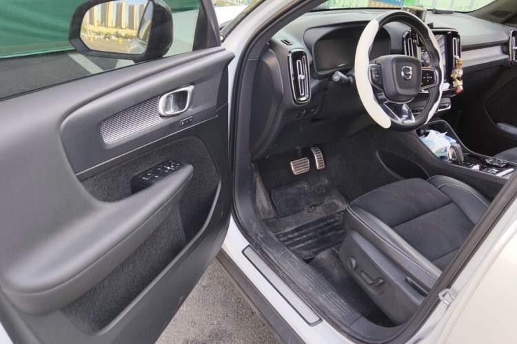 Used Volvo XC40 2020 T4 Four-Wheel Drive Smart Luxury Edition Driver Seat