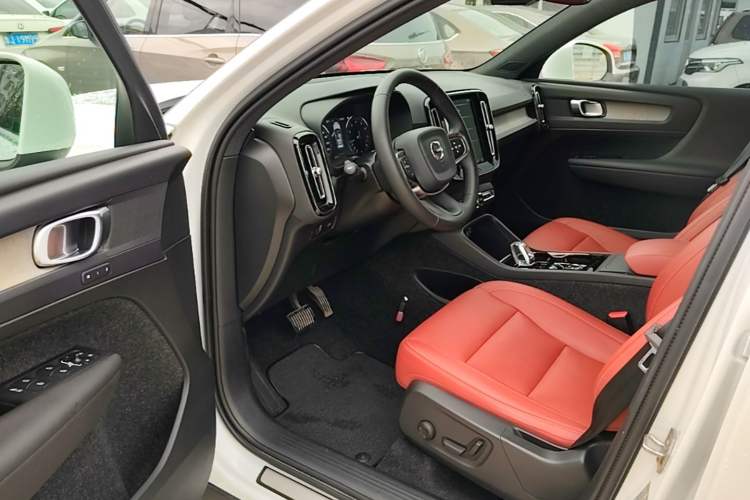 Used Volvo XC40 2020 T4 Four-Wheel Drive Smart Luxury Edition Driver Seat