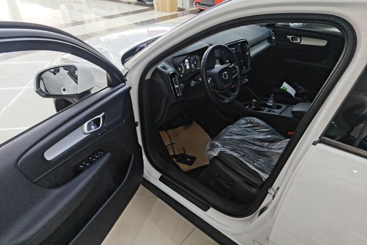Used Volvo XC40 2020 T3 Smart & Stylish Edition Driver Seat