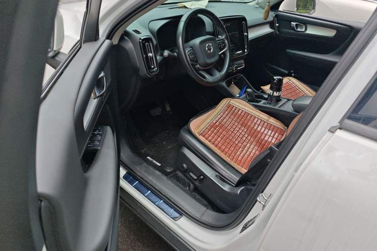 Used Volvo XC40 2020 T3 Smart & Stylish Edition Driver Seat