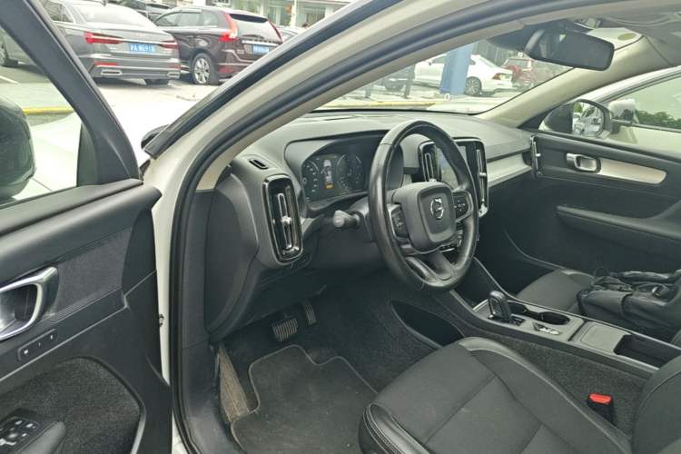 Used Volvo XC40 2020 T3 Smart & Stylish Edition Driver Seat