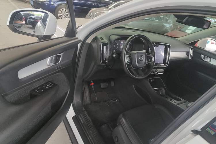Used Volvo XC40 2020 T3 Smart & Stylish Edition Driver Seat