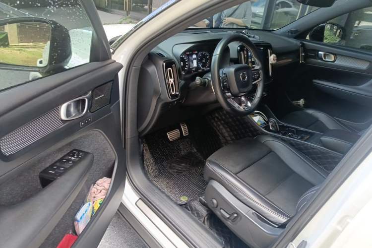 Used Volvo XC40 2020 T5 4x4 Zhiya Sport Edition Driver Seat
