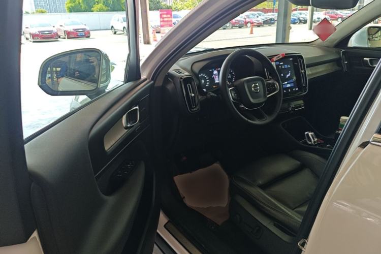 Used Volvo XC40 2020 T4 4x4 Zhiya Luxury Edition Driver Seat