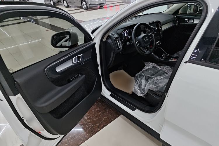Used Volvo XC40 2020 T3 Smart & Stylish Edition Driver Seat