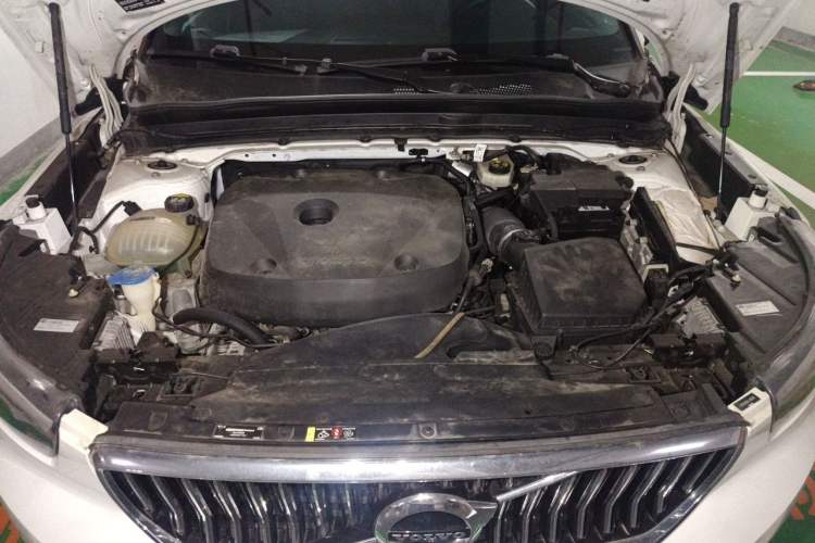 Used Volvo XC40 2020 T4 4x4 Zhiya Luxury Edition Engine Bay