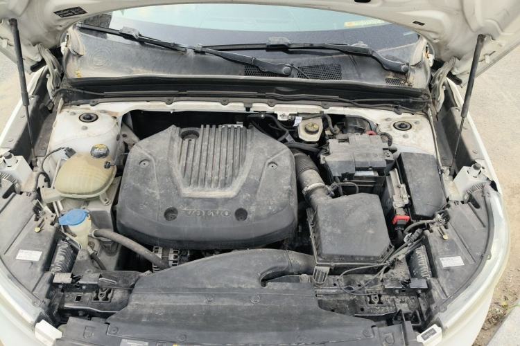 Used Volvo XC40 2020 T3 Zhiyuan Luxury Edition Engine Bay