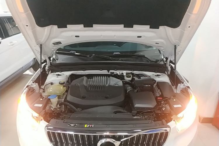 Used Volvo XC40 2020 T3 Smart & Stylish Edition Engine Bay