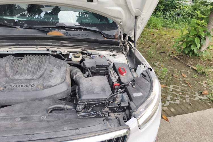 Used Volvo XC40 2020 T3 Smart & Stylish Edition Engine Bay Left