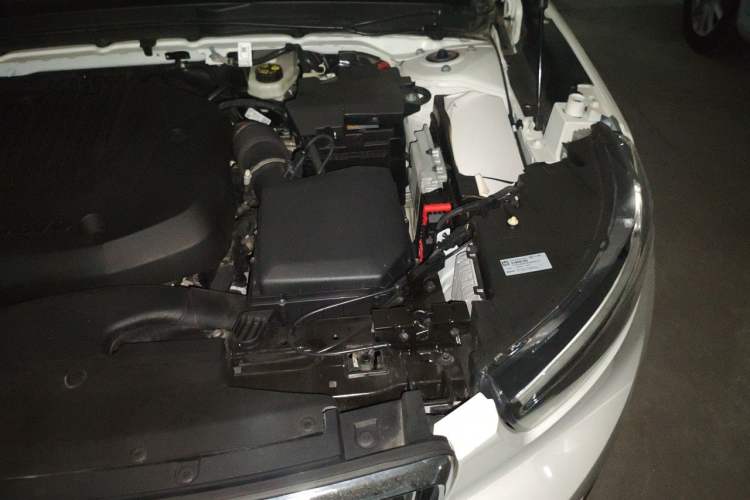 Used Volvo XC40 2020 T3 Smart & Stylish Edition Engine Bay Left