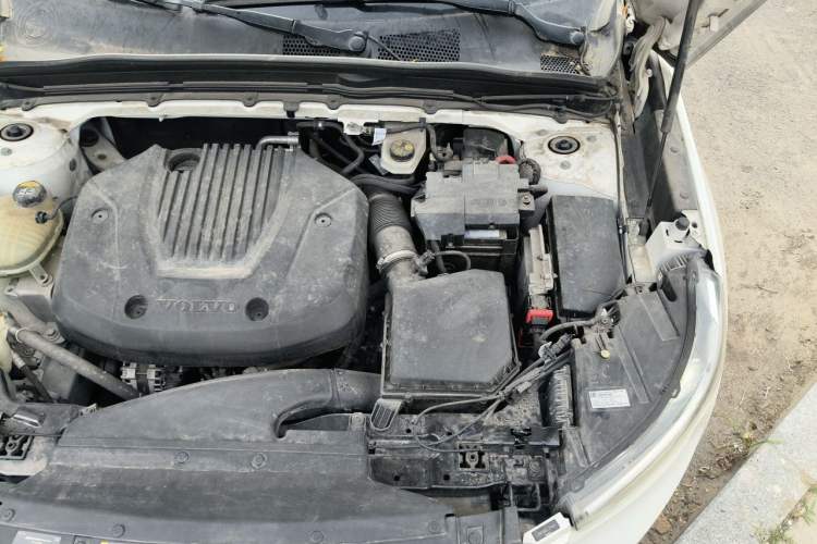 Used Volvo XC40 2020 T3 Zhiyuan Luxury Edition Engine Bay Left