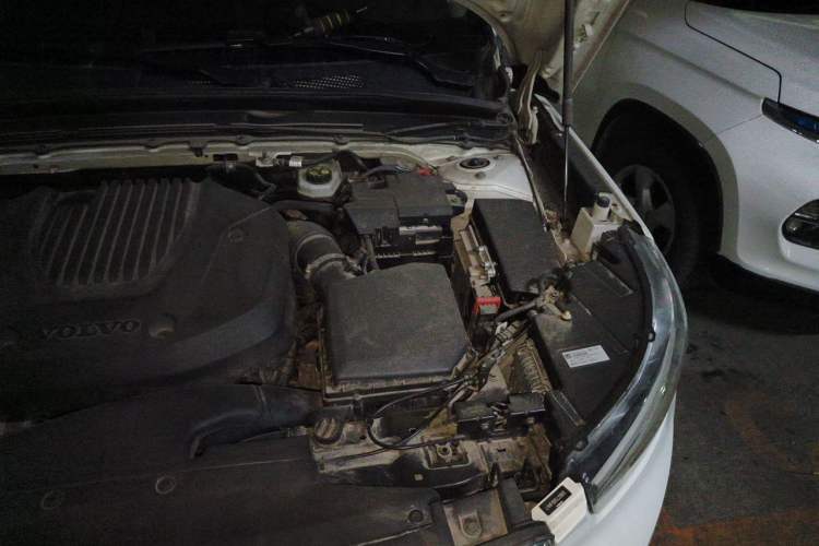 Used Volvo XC40 2020 T3 Smart & Stylish Edition Engine Bay Left