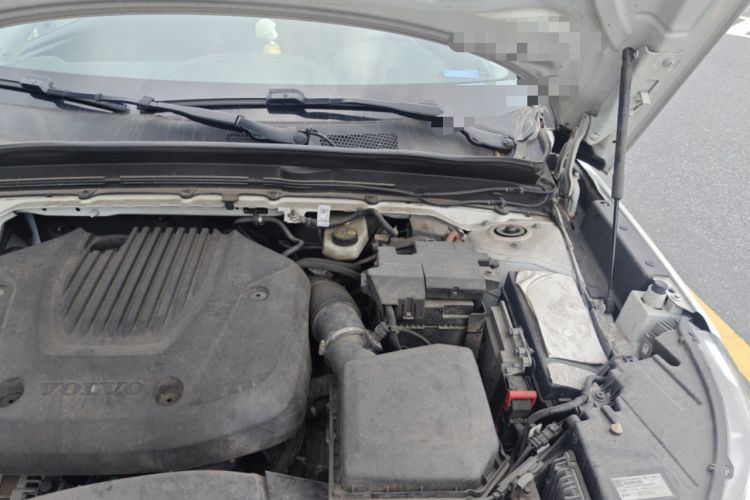 Used Volvo XC40 2020 T3 Smart & Stylish Edition Engine Bay Left