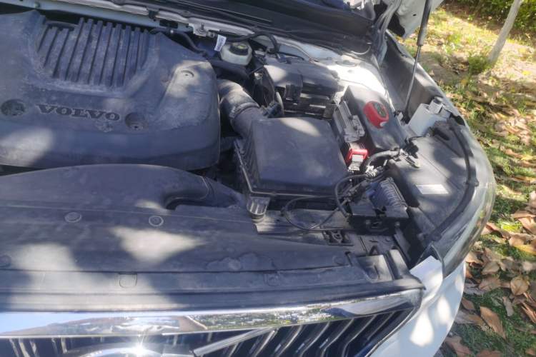 Used Volvo XC40 2020 T3 Smart & Stylish Edition Engine Bay Left