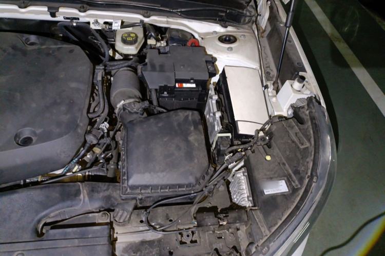 Used Volvo XC40 2020 T4 Four-Wheel Drive Smart & Sporty Edition Engine Bay Left