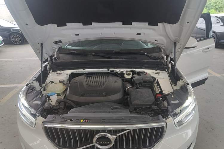 Used Volvo XC40 2020 T3 Smart & Stylish Edition Engine Bay
