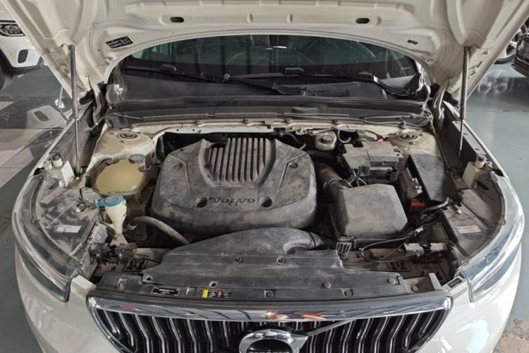 Used Volvo XC40 2020 T3 Smart & Stylish Edition Engine Bay