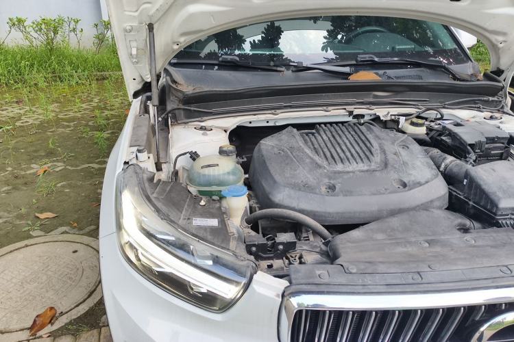 Used Volvo XC40 2020 T3 Smart & Stylish Edition Engine Bay Right