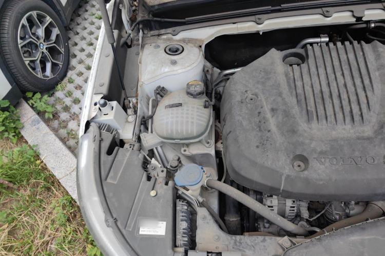Used Volvo XC40 2020 T3 Smart & Stylish Edition Engine Bay Right