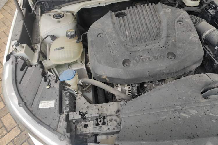 Used Volvo XC40 2020 T3 Smart & Stylish Edition Engine Bay Right