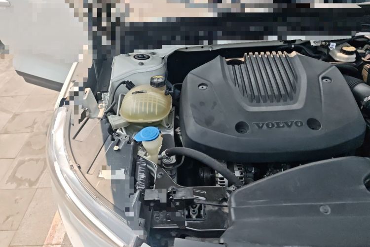 Used Volvo XC40 2020 T3 Smart & Stylish Edition Engine Bay Right