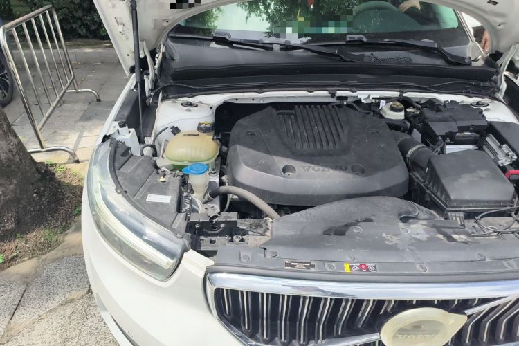 Used Volvo XC40 2020 T3 Smart & Stylish Edition Engine Bay Right