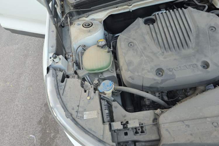 Used Volvo XC40 2020 T3 Smart & Stylish Edition Engine Bay Right