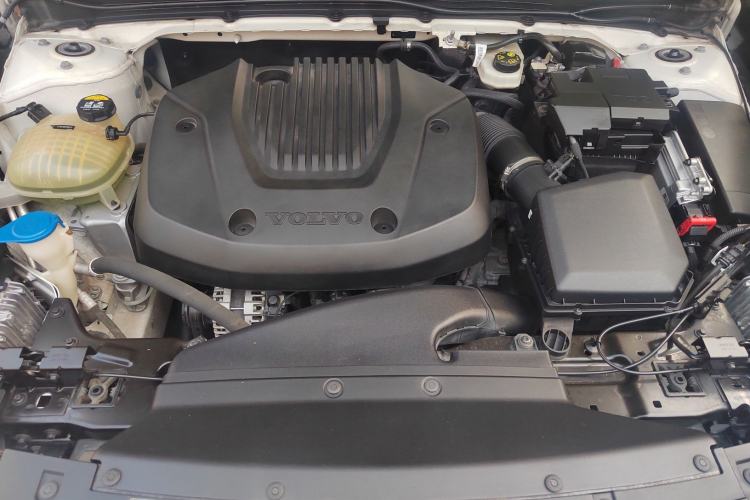 Used Volvo XC40 2020 T3 Smart & Stylish Edition Engine Bay